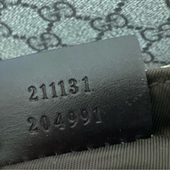 Gucci Beige and Brown Baby Bag - Picture 15 of 16